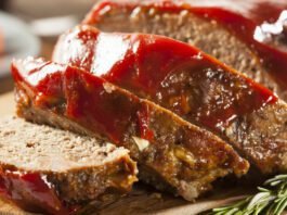 Receita de meatloaf tradicional - o bolo de carne americano